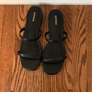 Double Band Stacked Heel Sandals